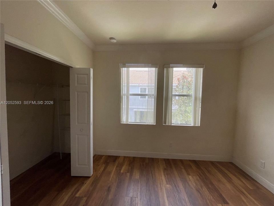 En Renta: $2,275 (3 camas, 2 baños, 1388 Pies cuadrados)