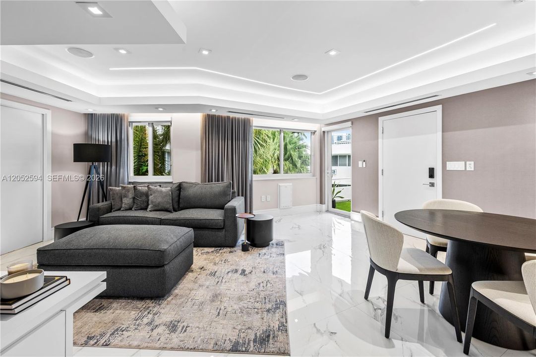 For Rent: $3,750 (2 beds, 2 baths, 760 Square Feet)