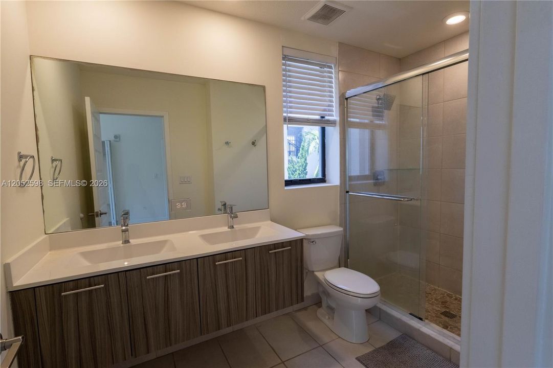 For Sale: $548,000 (3 beds, 2 baths, 1429 Square Feet)