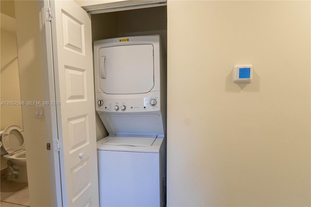 For Sale: $548,000 (3 beds, 2 baths, 1429 Square Feet)