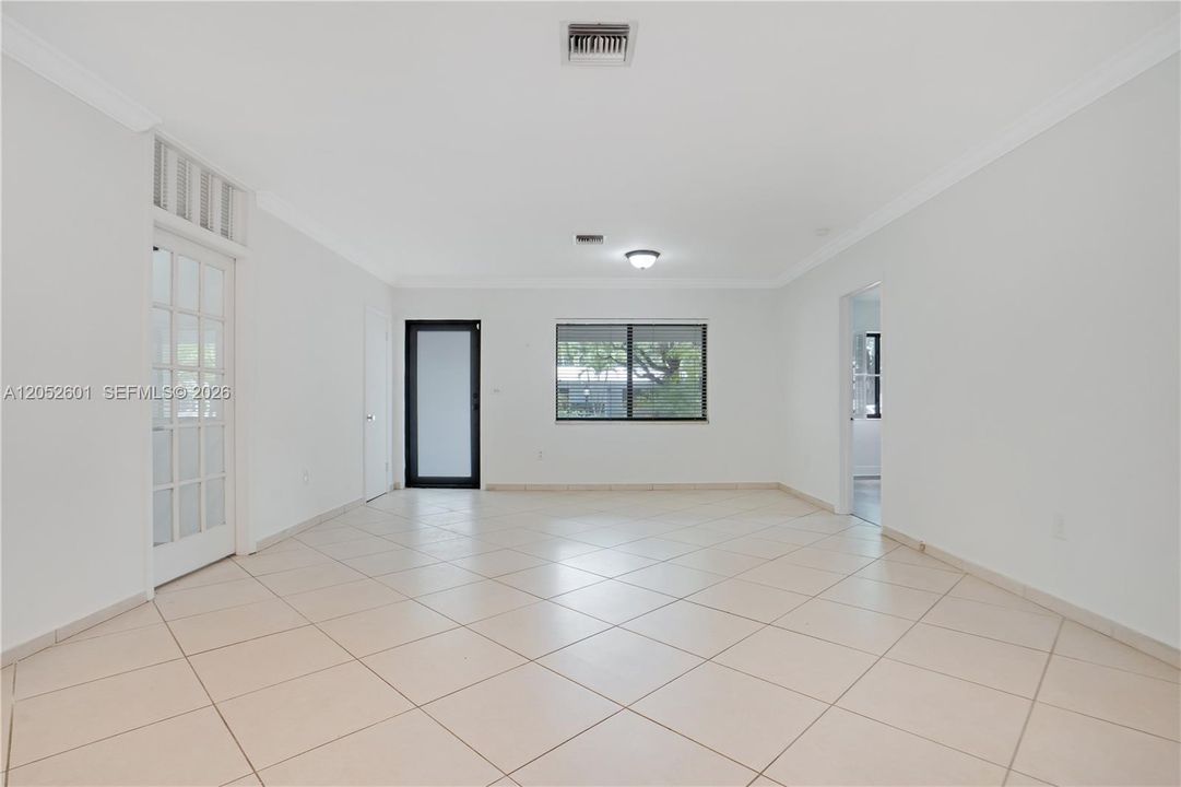 В аренду: $5,000 (3 спален, 2 ванн, 1492 Квадратных фут)