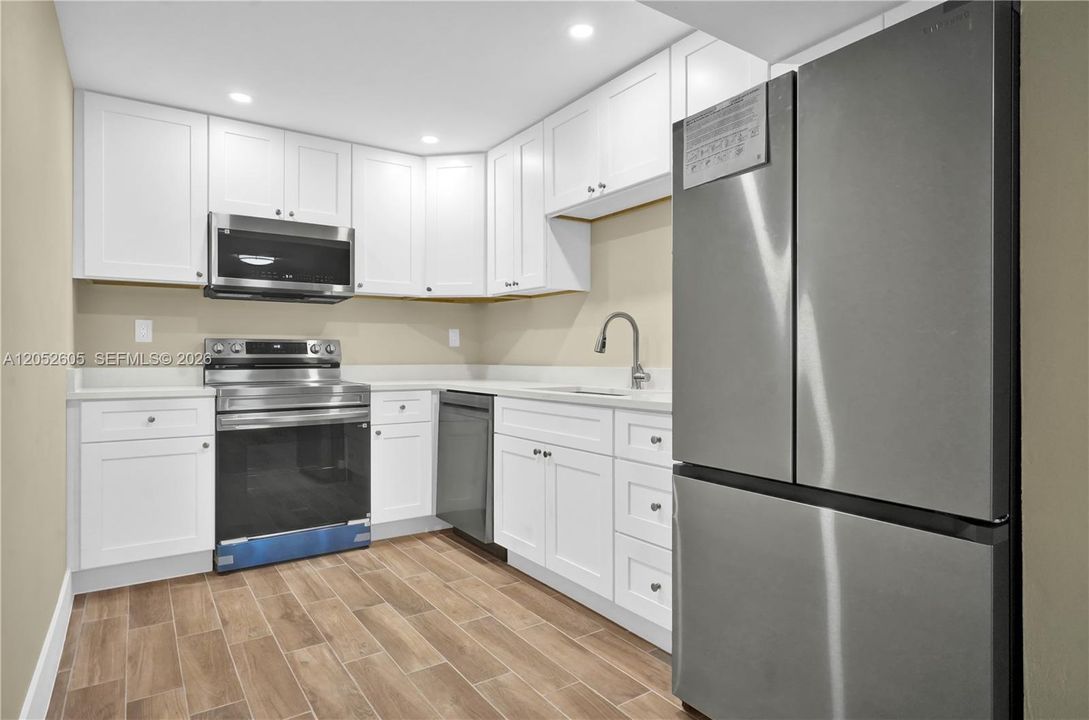 En Venta: $239,000 (2 camas, 2 baños, 1100 Pies cuadrados)