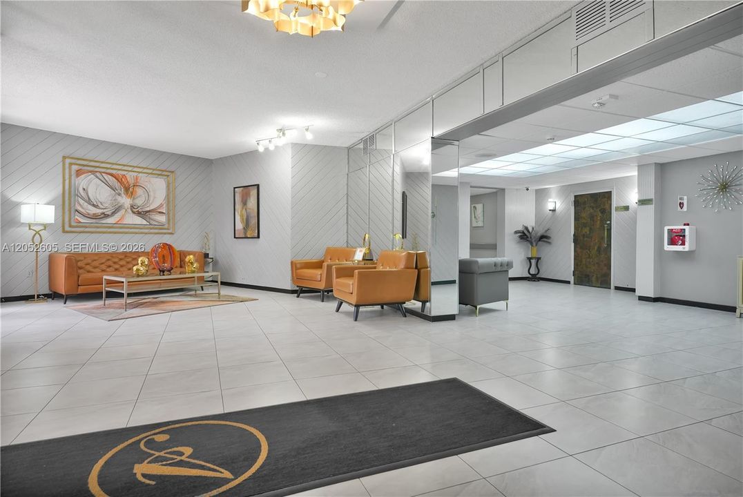 En Venta: $239,000 (2 camas, 2 baños, 1100 Pies cuadrados)