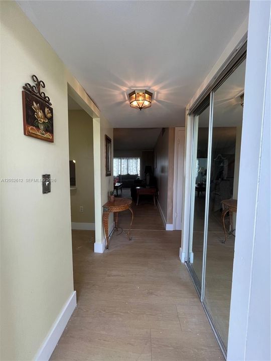 For Rent: $1,400 (1 beds, 1 baths, 640 Square Feet)