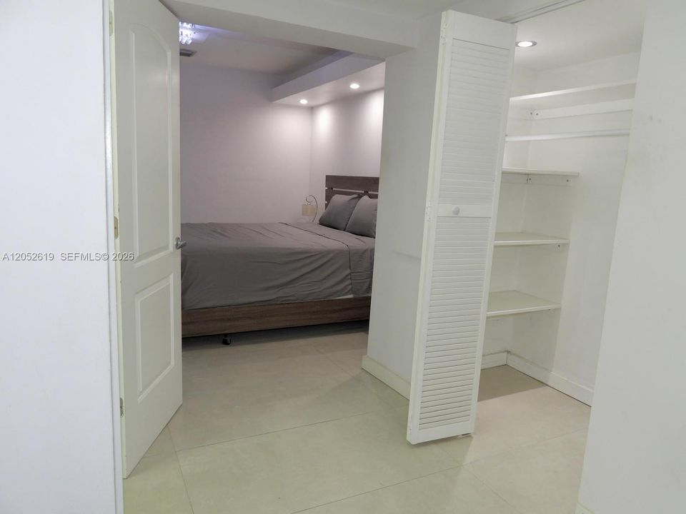 В аренду: $3,950 (3 спален, 2 ванн, 1402 Квадратных фут)