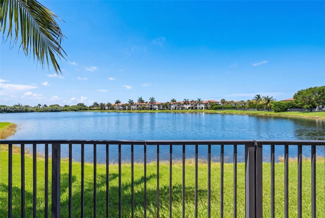 For Sale: $1,100,000 (4 beds, 3 baths, 2822 Square Feet)