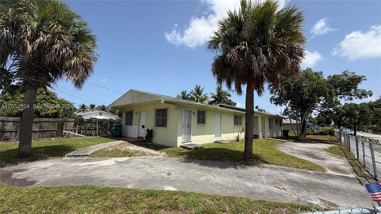 For Sale: $579,000 (0 beds, 0 baths, 2010 Square Feet)