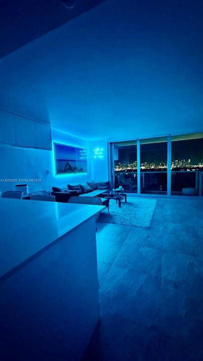 For Rent: $3,395 (0 beds, 1 baths, 543 Square Feet)