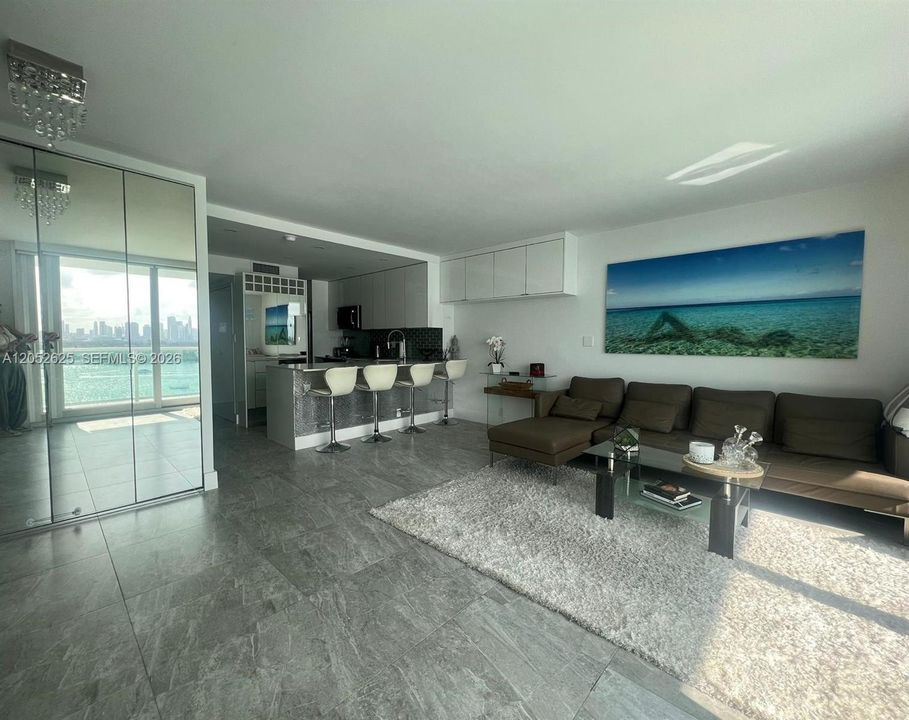 For Rent: $3,395 (0 beds, 1 baths, 543 Square Feet)