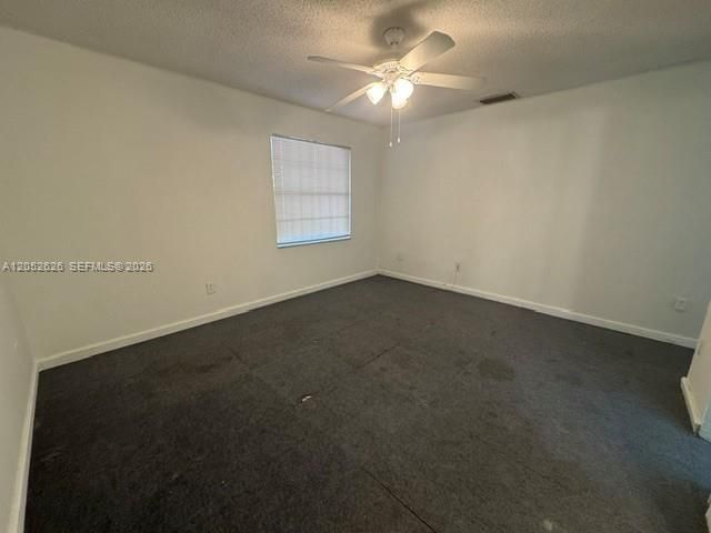 En Venta: $499,000 (3 camas, 2 baños, 1311 Pies cuadrados)