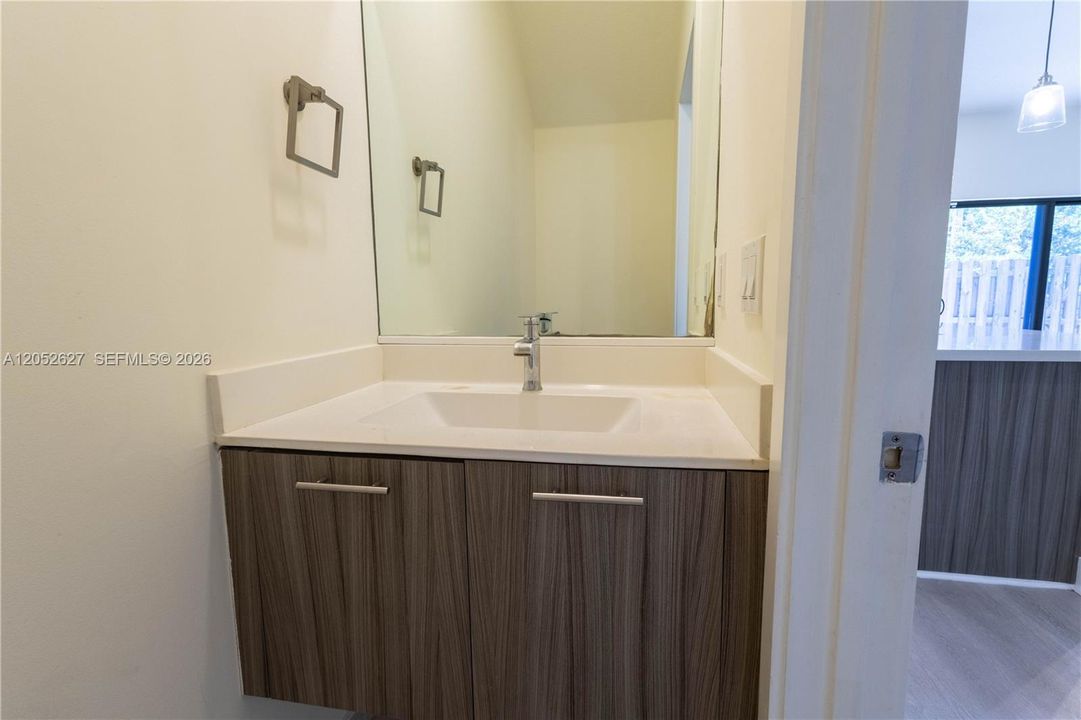 For Rent: $3,700 (3 beds, 2 baths, 1429 Square Feet)