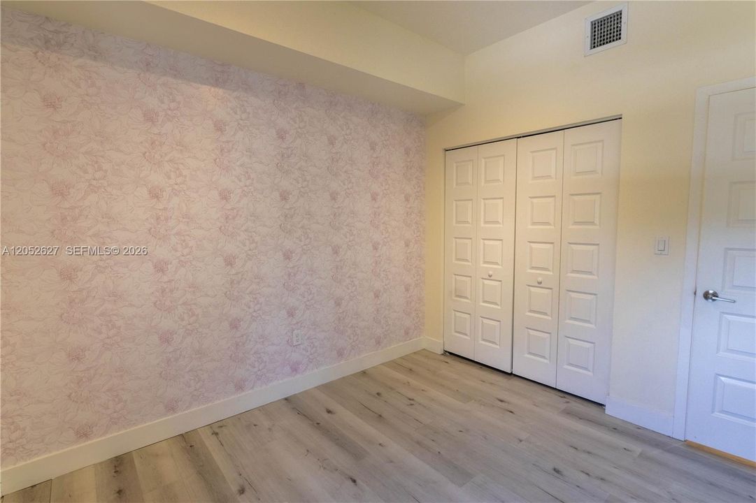 For Rent: $3,700 (3 beds, 2 baths, 1429 Square Feet)
