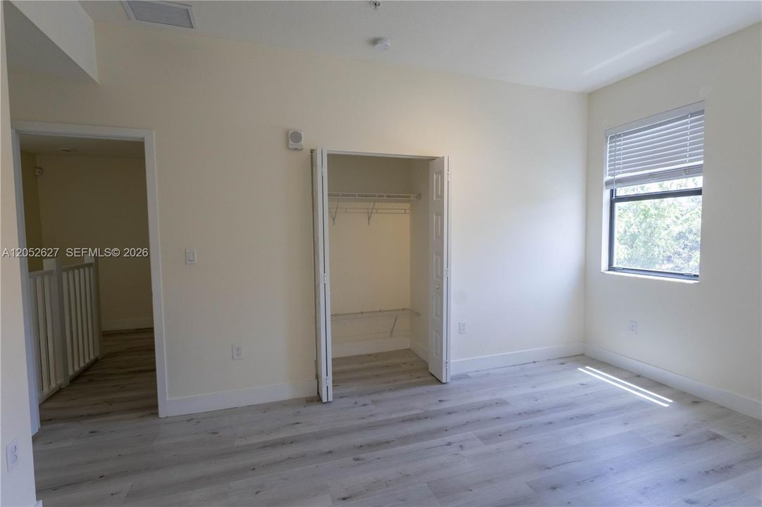 For Rent: $3,700 (3 beds, 2 baths, 1429 Square Feet)