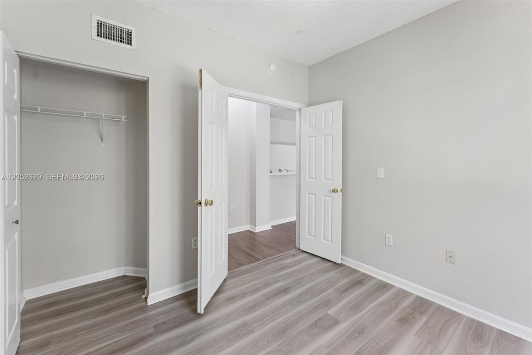 В аренду: $2,550 (3 спален, 2 ванн, 1321 Квадратных фут)