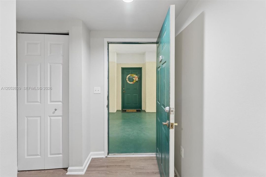 В аренду: $2,550 (3 спален, 2 ванн, 1321 Квадратных фут)