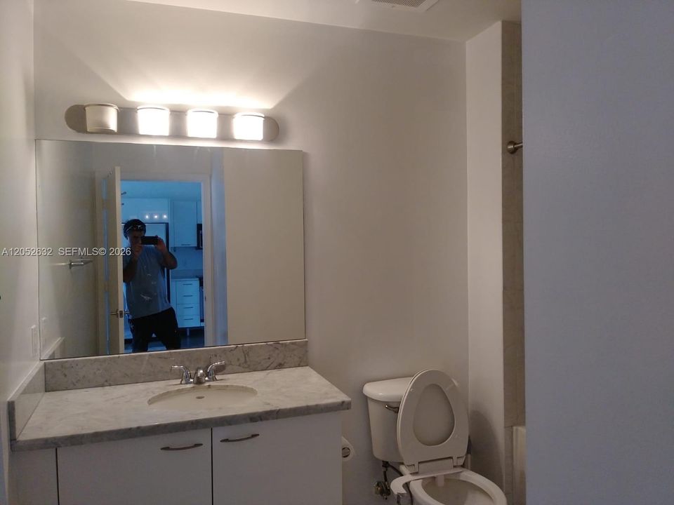 For Rent: $2,300 (1 beds, 1 baths, 665 Square Feet)