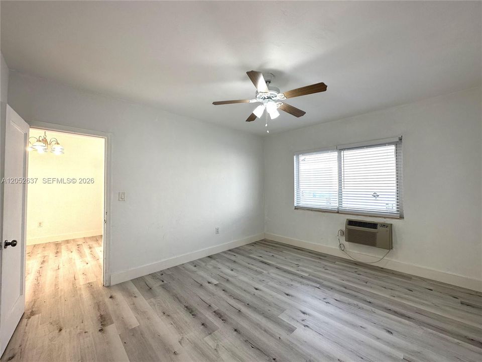 В аренду: $1,950 (1 спален, 1 ванн, 800 Квадратных фут)