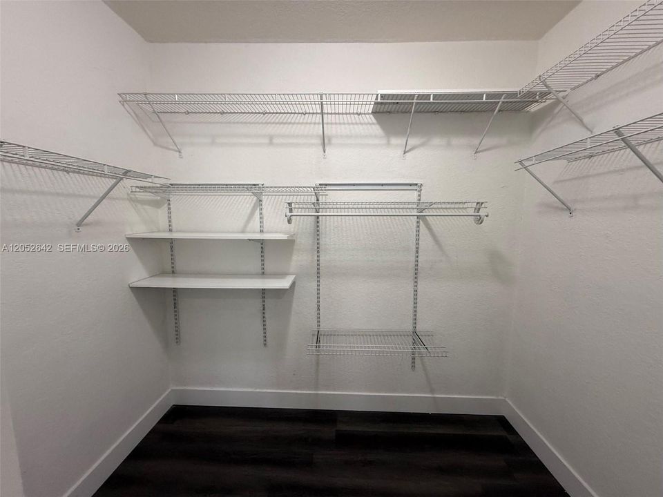 For Rent: $2,650 (3 beds, 2 baths, 1732 Square Feet)