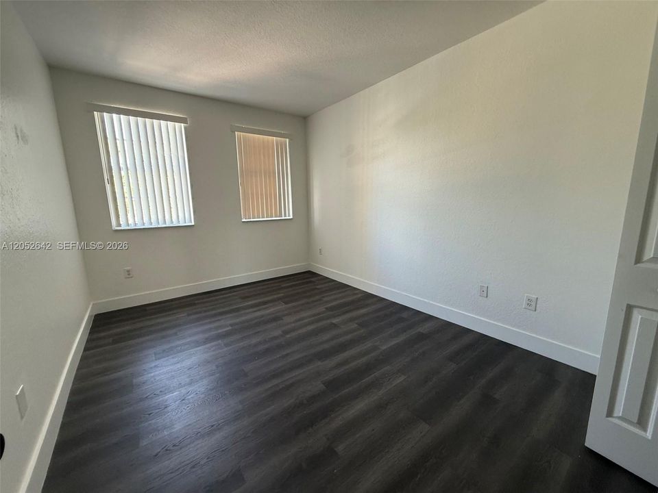 For Rent: $2,650 (3 beds, 2 baths, 1732 Square Feet)