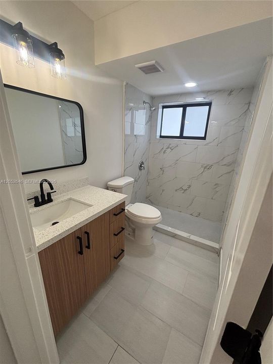В аренду: $2,350 (2 спален, 1 ванн, 700 Квадратных фут)