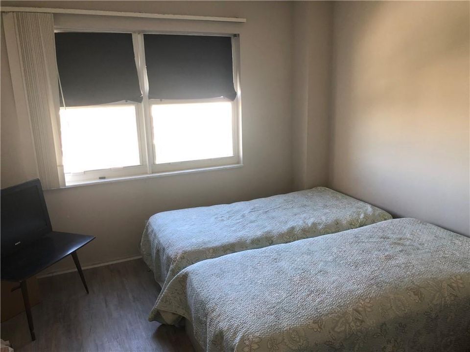 Guest bedroom