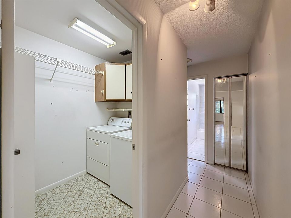 2208 Seagrape Circle-67