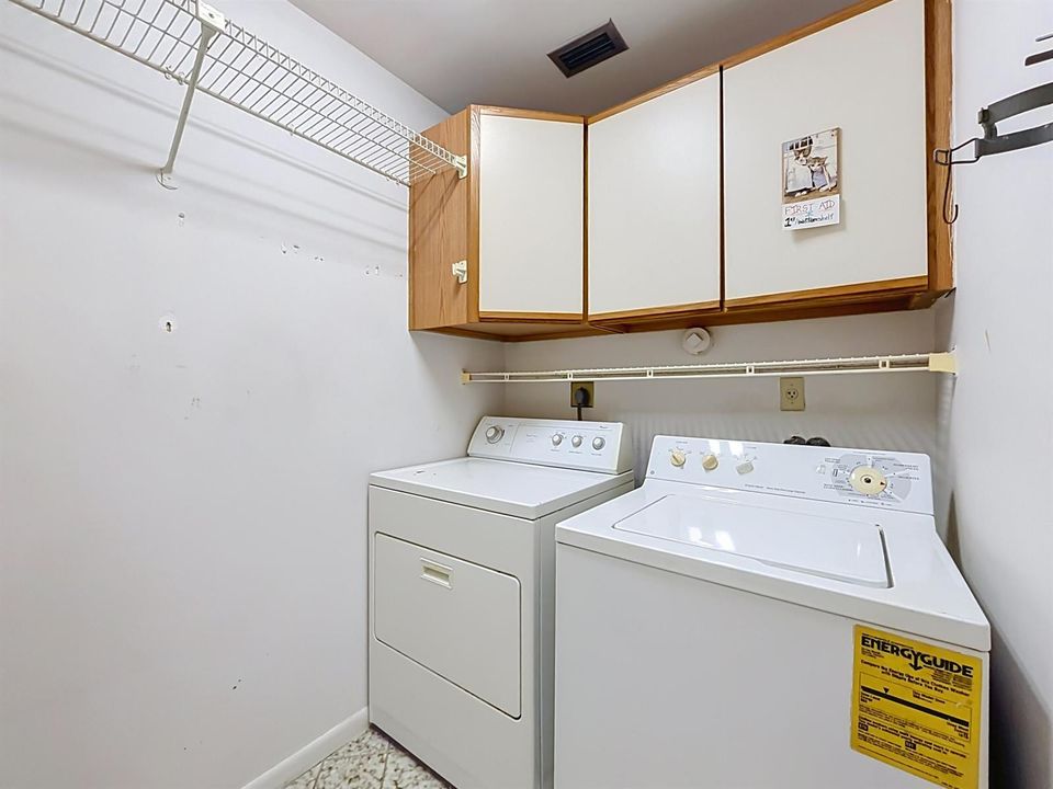 2208 Seagrape Circle-68