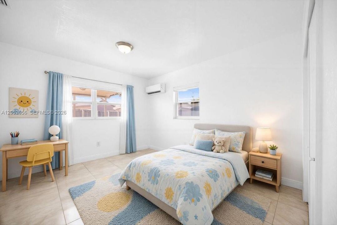 For Rent: $6,500 (6 beds, 3 baths, 2270 Square Feet)