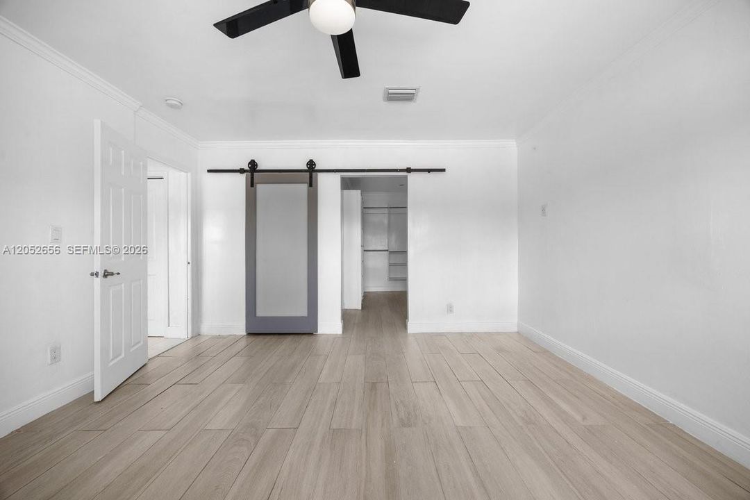 For Rent: $6,500 (6 beds, 3 baths, 2270 Square Feet)