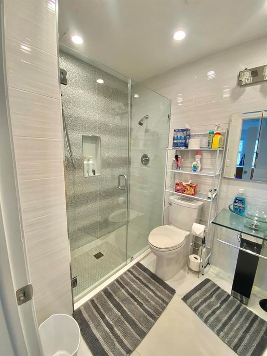full bath