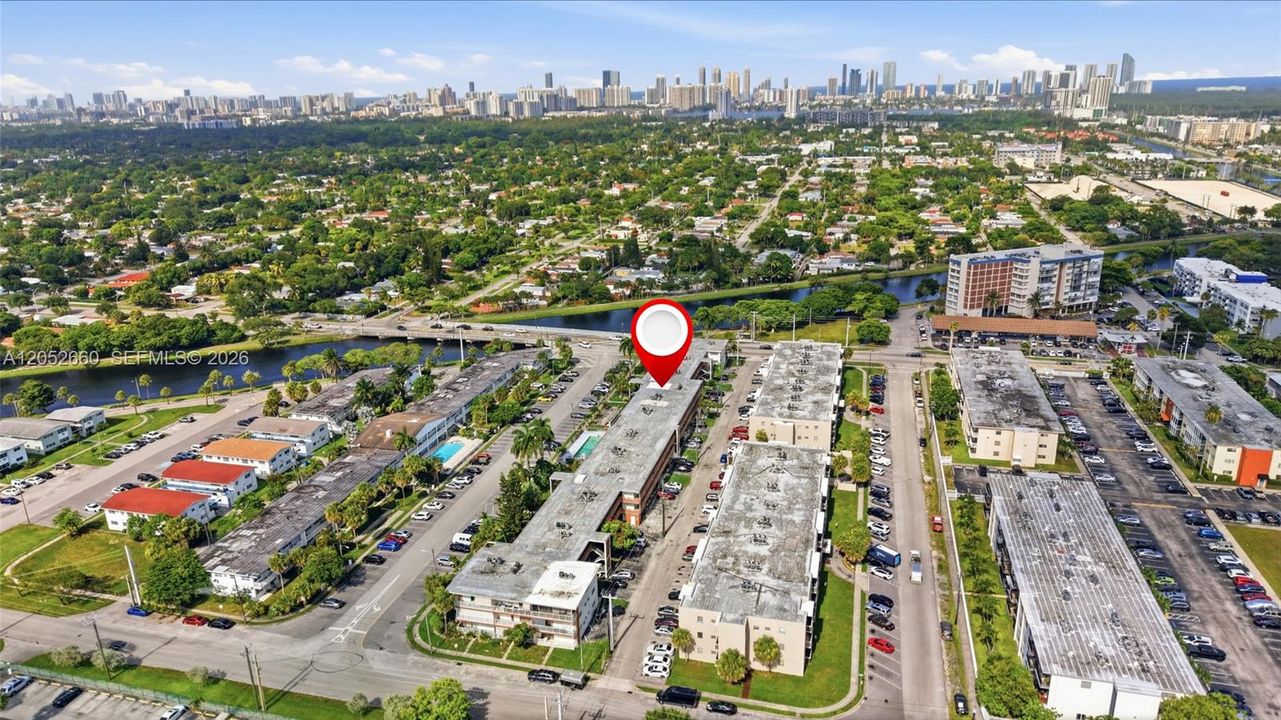 For Sale: $140,000 (1 beds, 1 baths, 800 Square Feet)