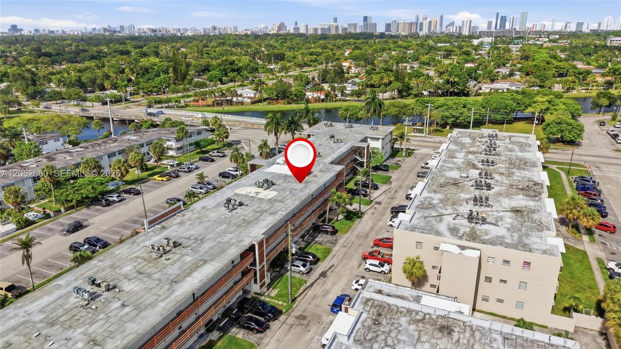 For Sale: $140,000 (1 beds, 1 baths, 800 Square Feet)