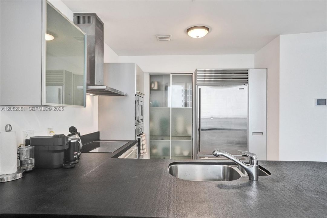В аренду: $15,000 (2 спален, 2 ванн, 1577 Квадратных фут)