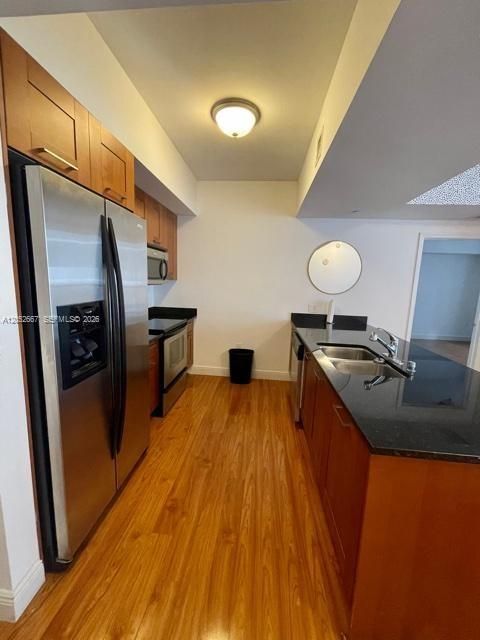 В аренду: $3,750 (2 спален, 2 ванн, 970 Квадратных фут)