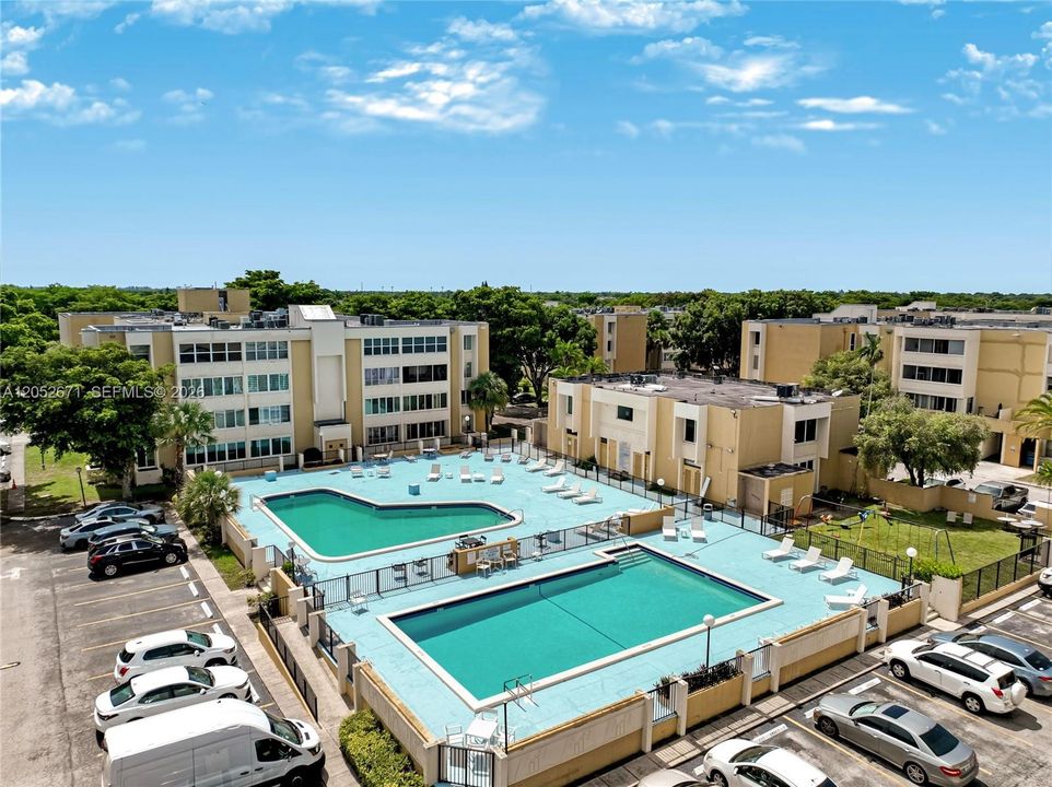 En Venta: $255,000 (2 camas, 2 baños, 1330 Pies cuadrados)