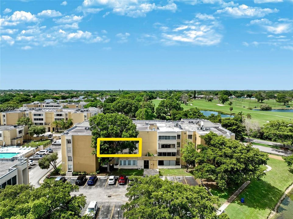 En Venta: $255,000 (2 camas, 2 baños, 1330 Pies cuadrados)