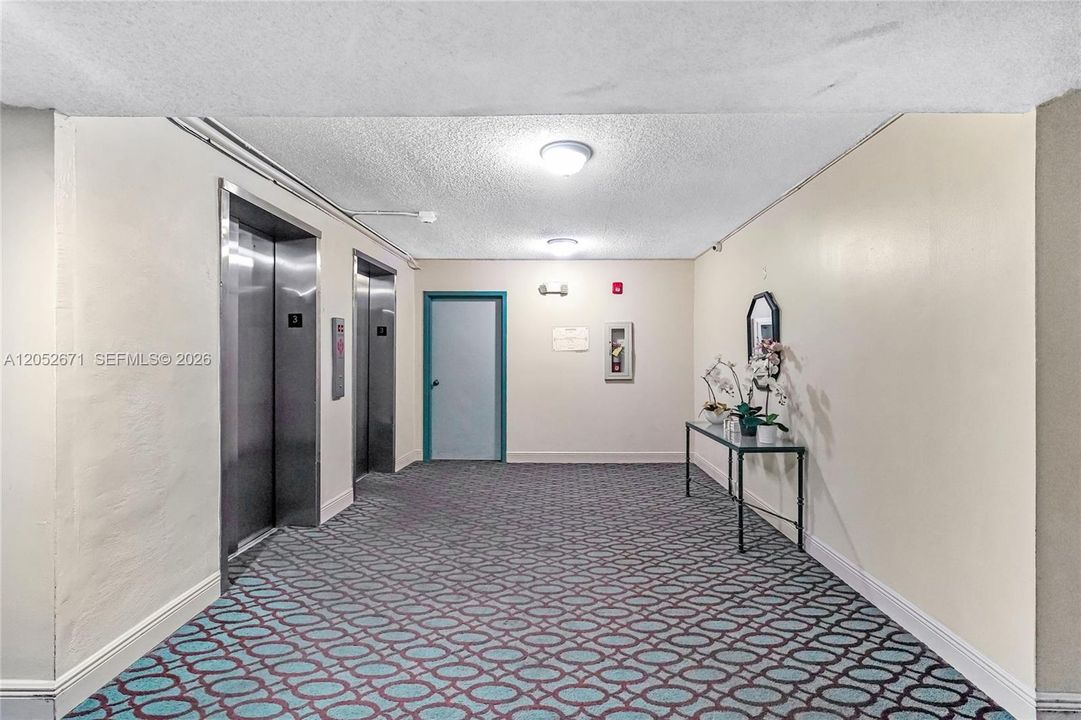 En Venta: $255,000 (2 camas, 2 baños, 1330 Pies cuadrados)