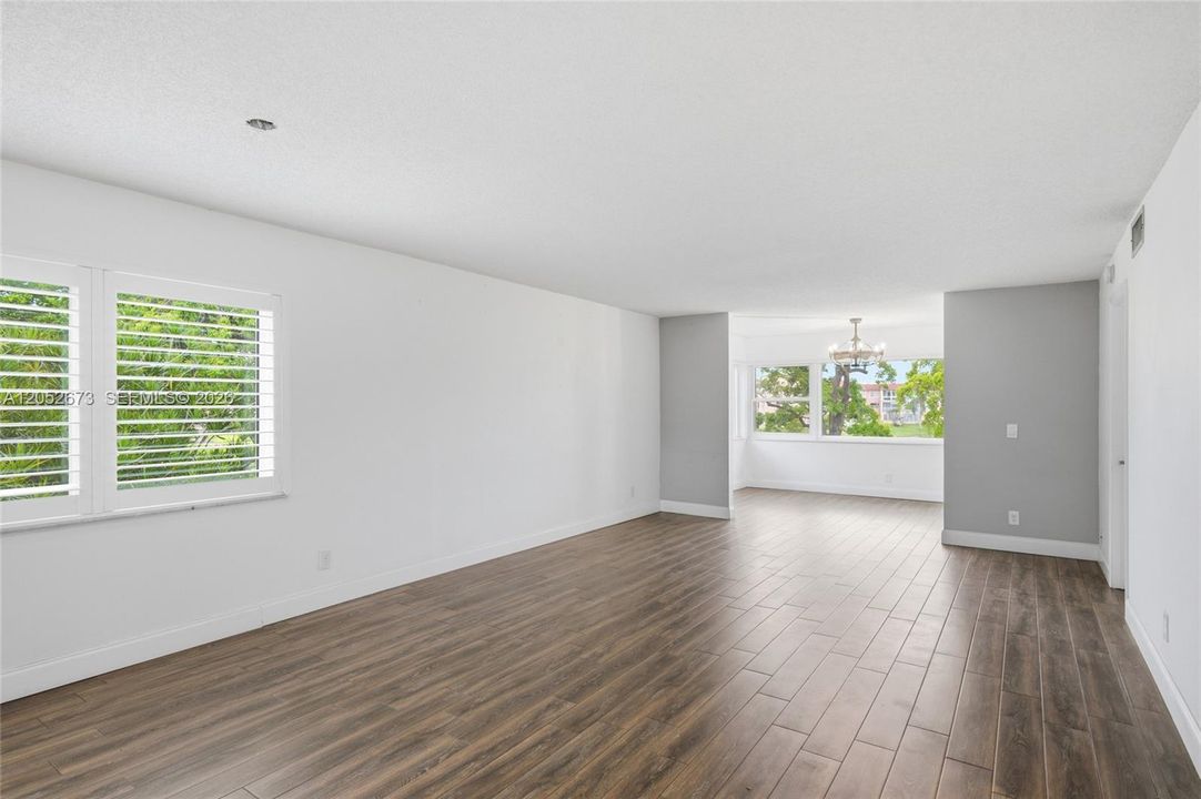 En Venta: $220,000 (2 camas, 2 baños, 1213 Pies cuadrados)