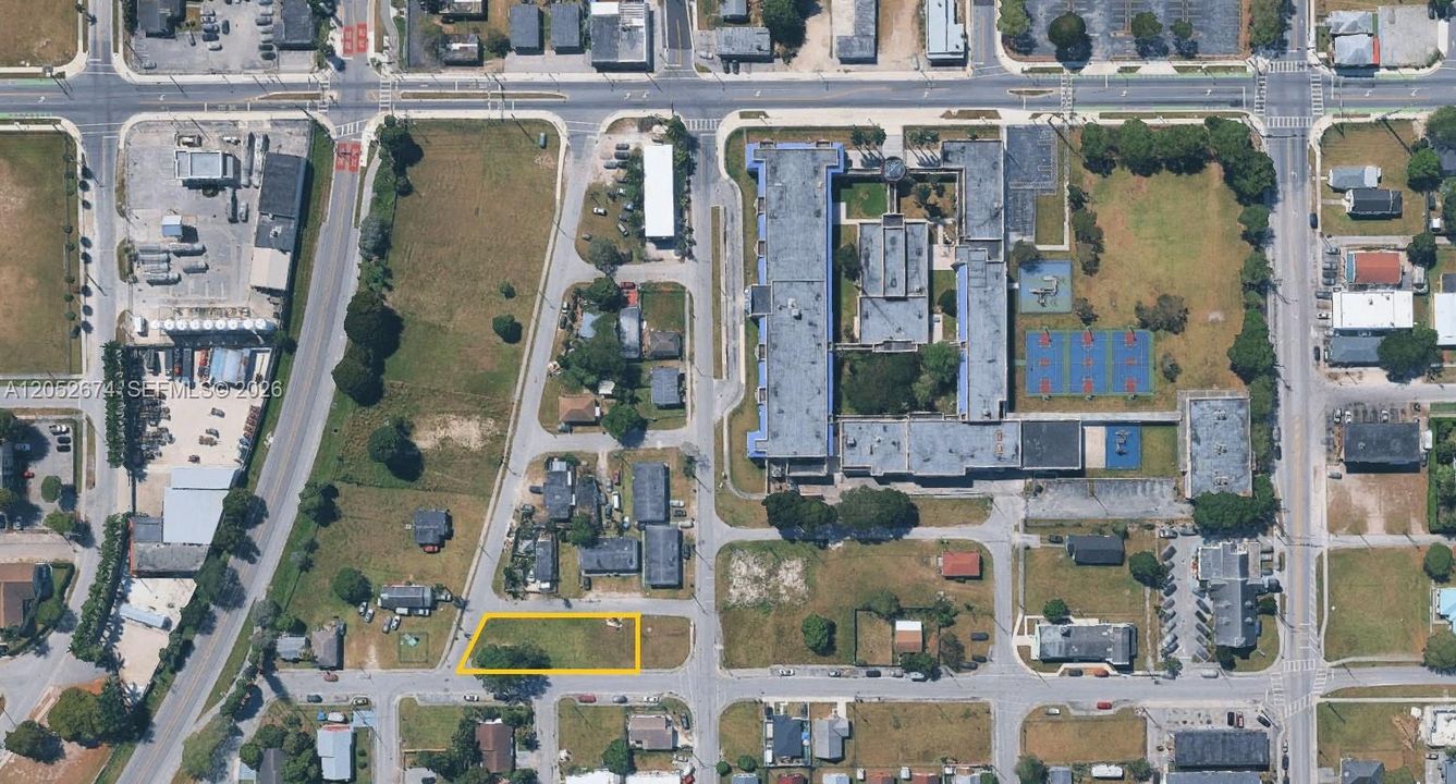 En Venta: $175,000 (0.18 acres)