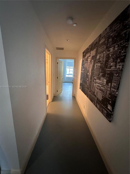 For Sale: $262,000 (1 beds, 1 baths, 774 Square Feet)