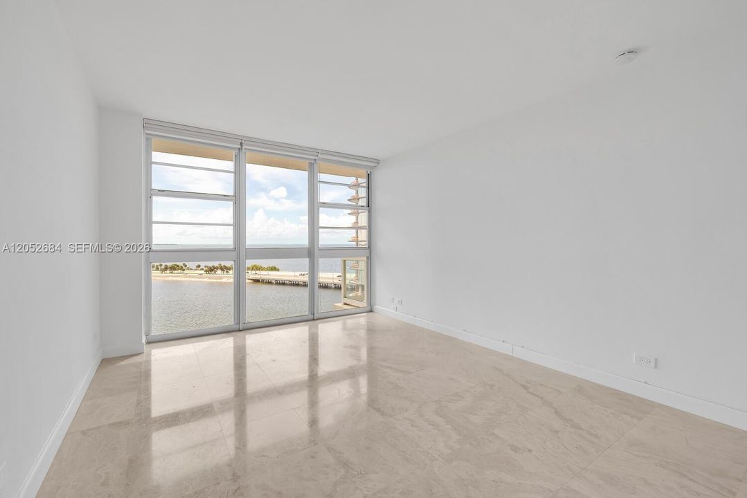 В аренду: $3,300 (1 спален, 1 ванн, 832 Квадратных фут)