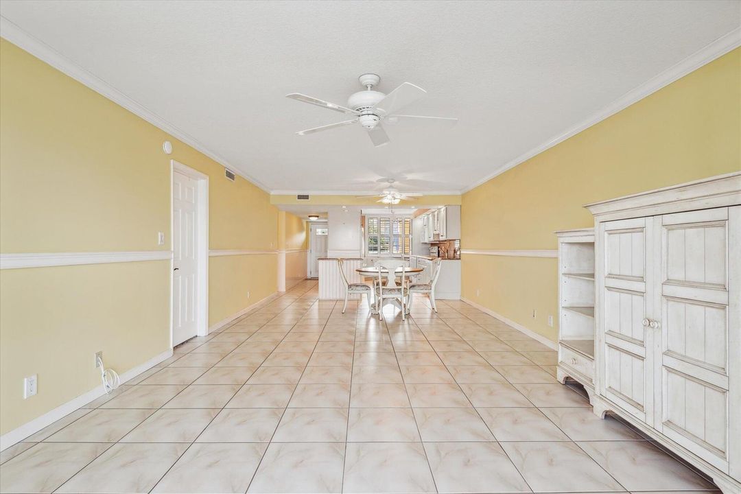 03-Kucharska-985 SE 19th Ave #303-3