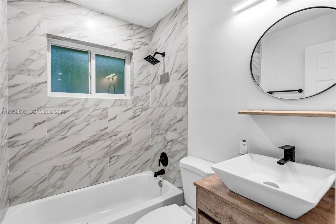 For Rent: $4,500 (4 beds, 2 baths, 1704 Square Feet)