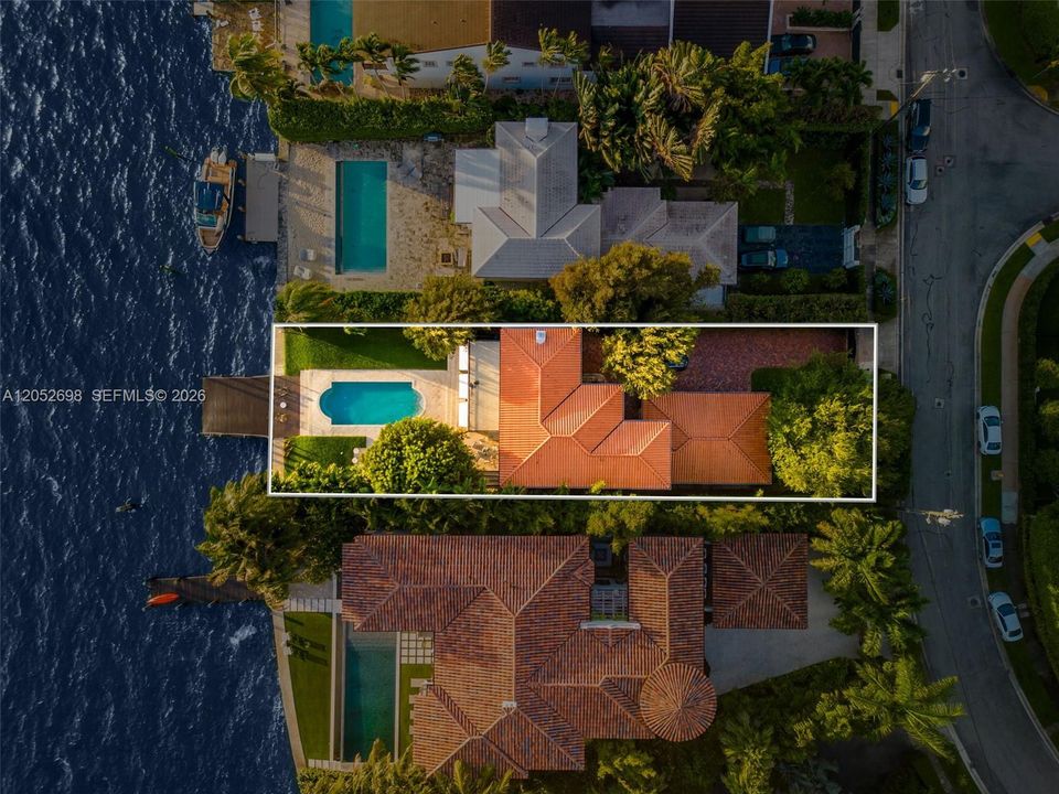 En Venta: $13,000,000 (3 camas, 3 baños, 3029 Pies cuadrados)