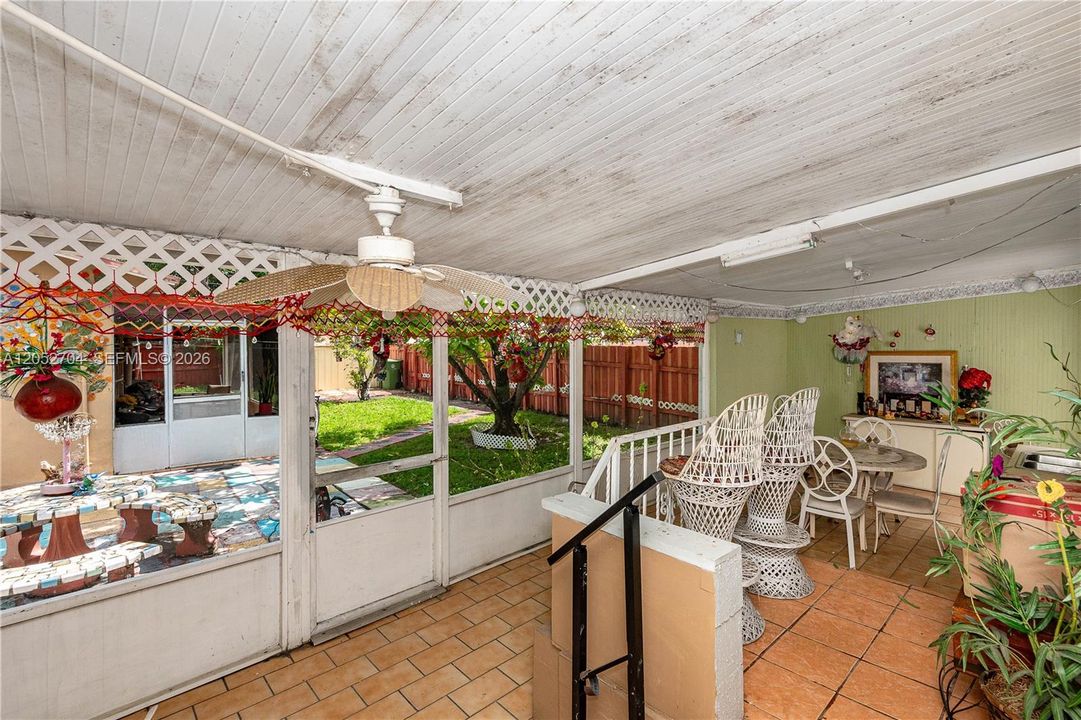 For Sale: $625,000 (4 beds, 2 baths, 1650 Square Feet)