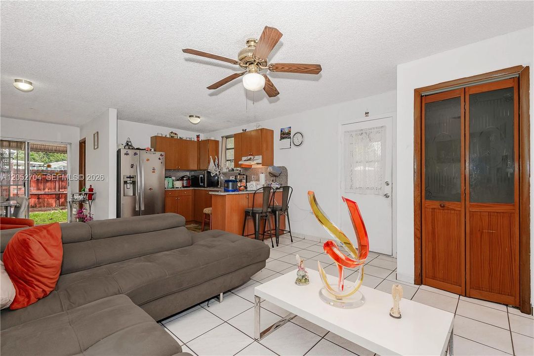 For Sale: $625,000 (4 beds, 2 baths, 1650 Square Feet)