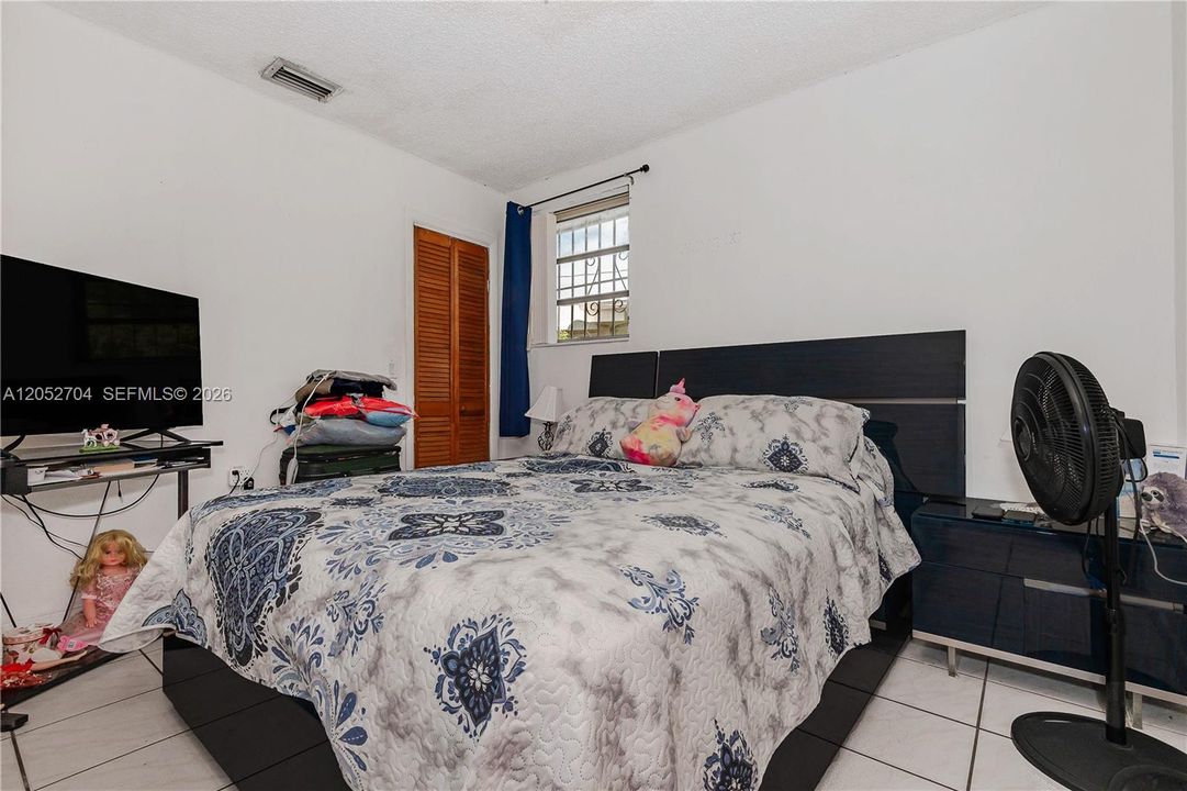 For Sale: $625,000 (4 beds, 2 baths, 1650 Square Feet)