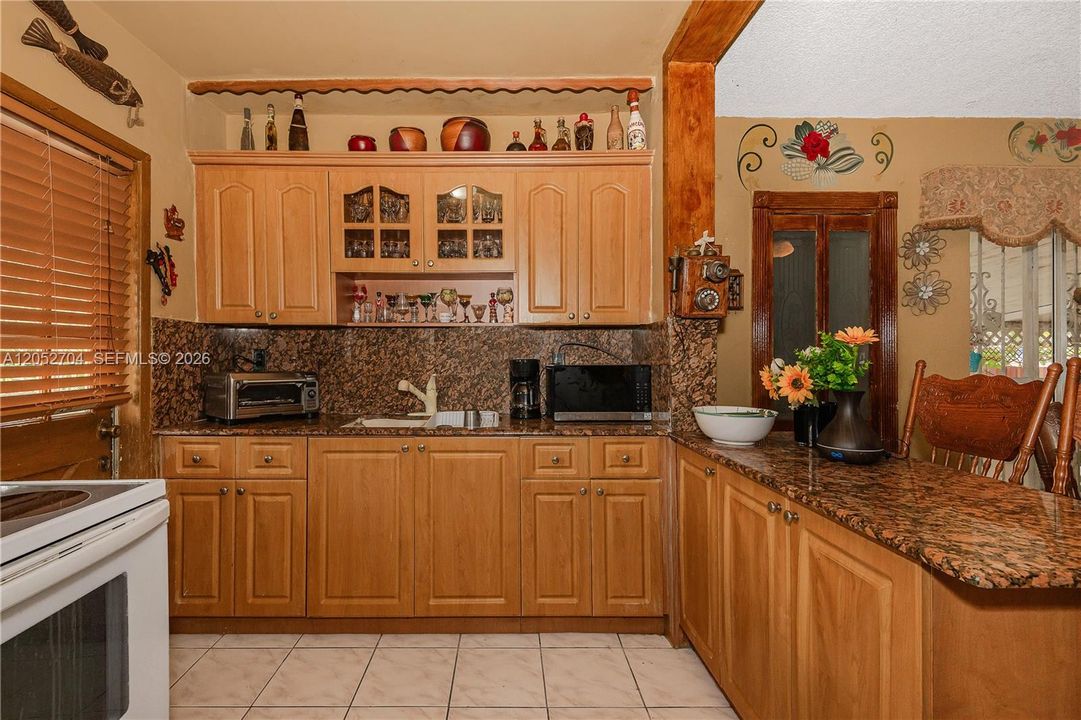 For Sale: $625,000 (4 beds, 2 baths, 1650 Square Feet)