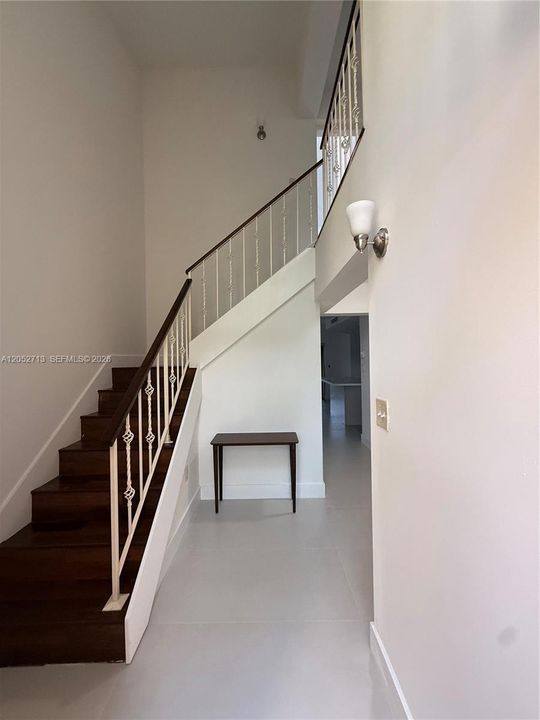 For Rent: $3,500 (3 beds, 3 baths, 1471 Square Feet)