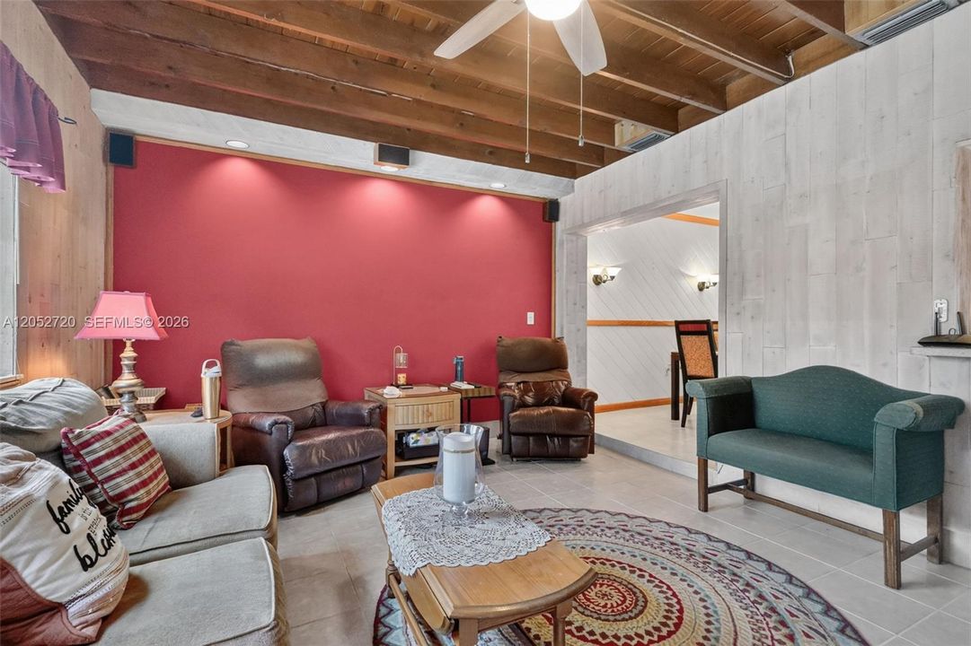 Active With Contract: $539,900 (3 beds, 2 baths, 1574 Square Feet)